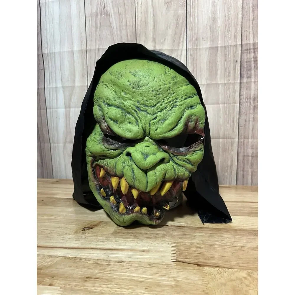 Vintage PMG 2002 Halloween Mask Demon Horn Green Monster Paper Magic w/Hood